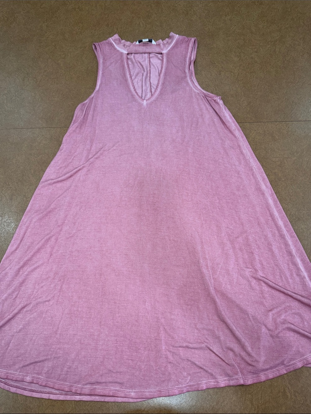 American Eagle Outfitters Pink Sleeveless Mini Dress • Soft • Key Hole • TShirt